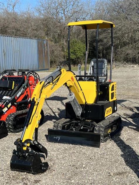 qh12r mini excavator|qh12 mini excavator for sale.